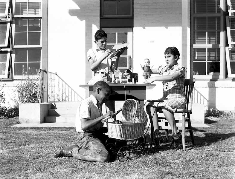 Students at Garfield Elementary School in Santa Monica participate in a toy refurbishment project, 1935