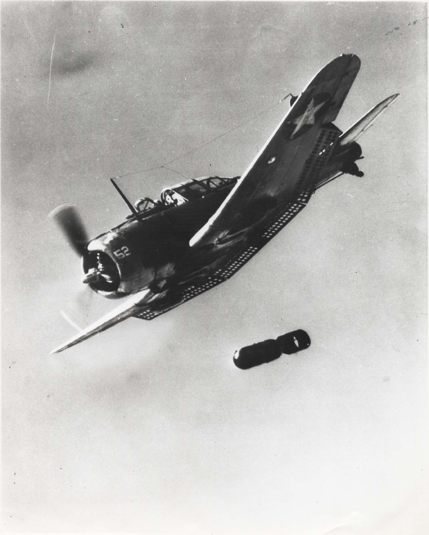 Douglas Aircraft Company's Navy Dive Bomber, 'Dauntless'