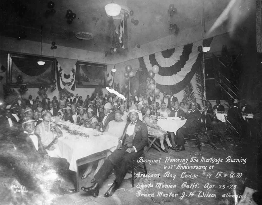 Santa Monica Crescent Bay Lodge No. 19 mortgage burning celebration, 1928