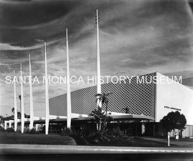 Santa Monica Civic Auditorium
Outlook Collection (1998.1.734)