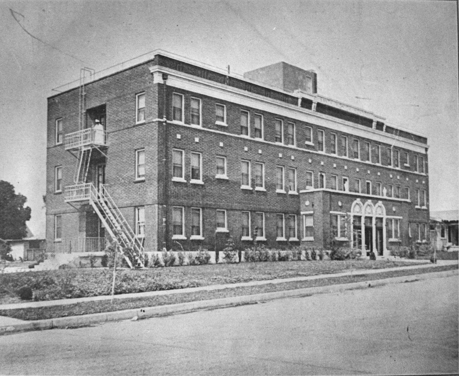 Santa Monica Hospital building from 1826